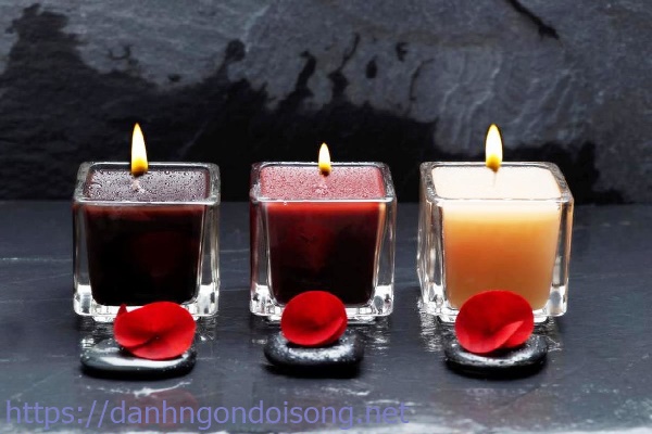 Sử dụng các loại tinh dầu thơm để khử mùi trong nhà vệ sinh