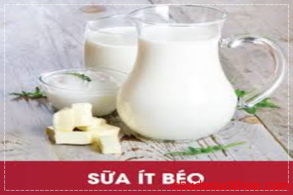 Sữa ít béo là thực phẩm quan trọng cho phụ nữ mang thai