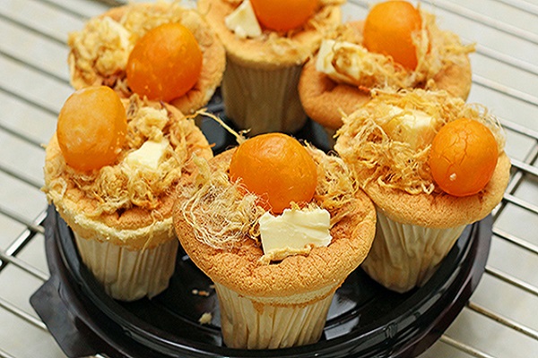 Bông lan trứng muối