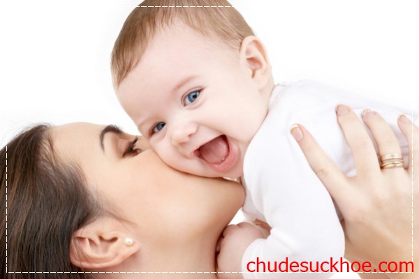 Chăm sóc bé yêu thật tốt