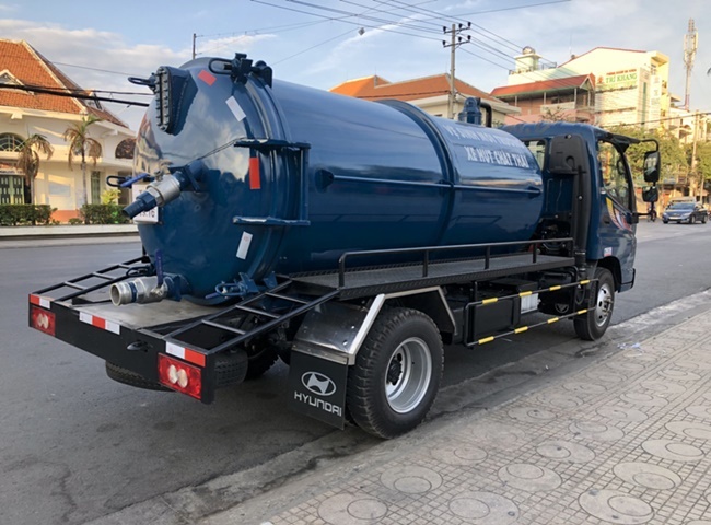 Công ty vận chuyển bùn vi sinh