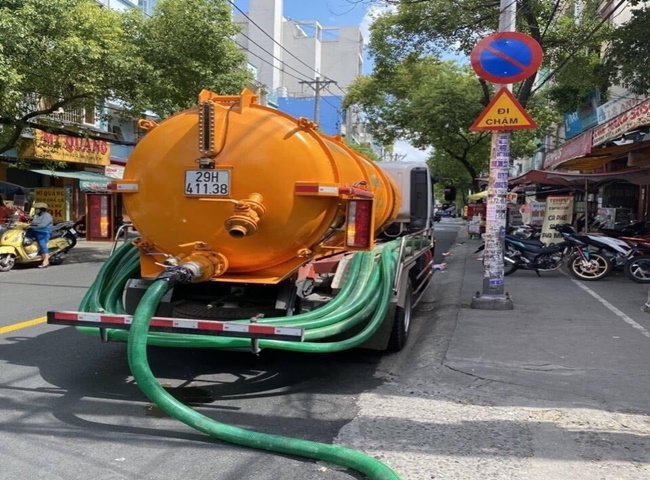 Vận chuyển bùn vi sinh