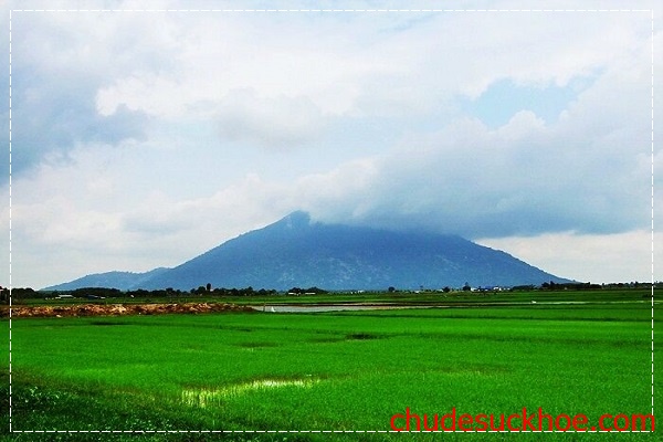 Du lịch chinh phục Núi Bà Đen