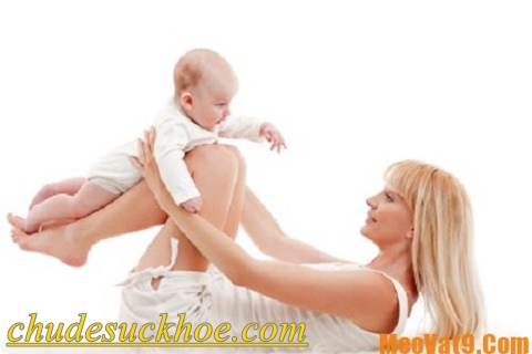 3 cách giảm cân an toàn cho mẹ và bé sau khi sinh