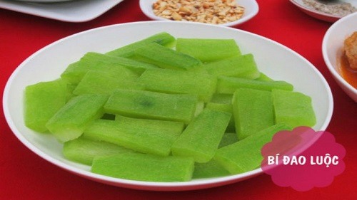 Bí đao luộc chứa nhiều chất xơ giúp bạn không cảm giác đói