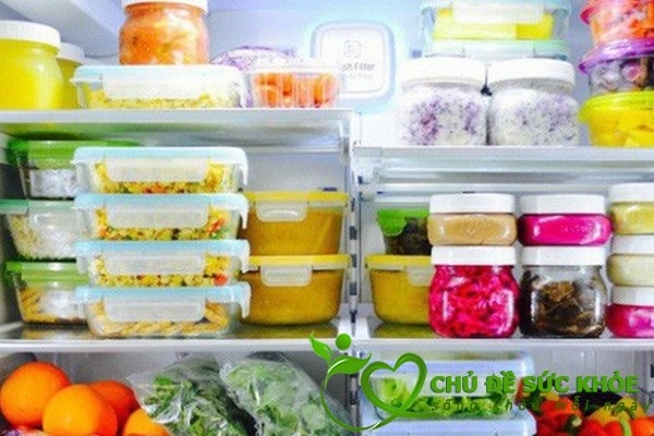 Tránh bảo quản thức ăn quá nhiều để tiết kiệm điện cho tủ lạnh