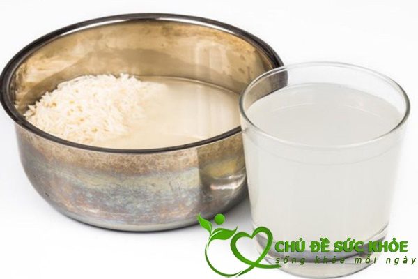 khử mùi tanh sàn nhà bằng nước vo gạo