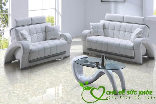 Gạch bóng kiếng bị xước do nhiều nguyên nhân