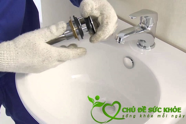 nguyên nhân bồn rửa mặt bị nghẹt