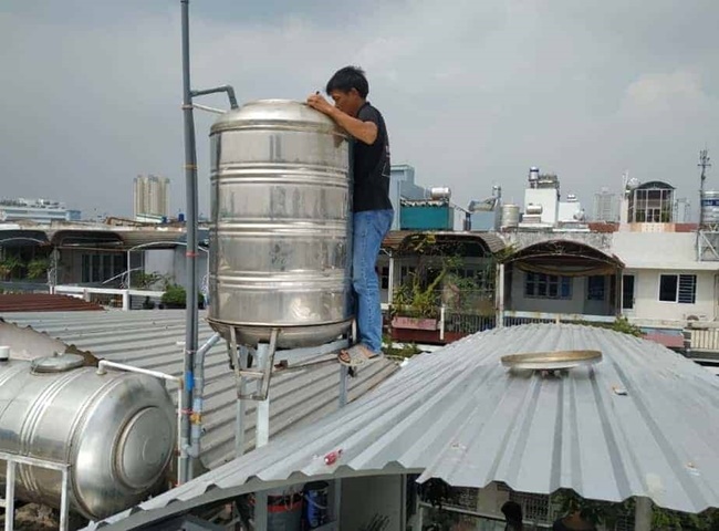 vệ sinh bồn nước quận 5 và dấu hiệu nhận biết