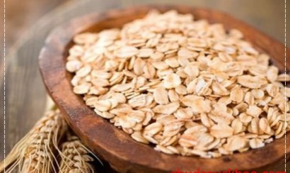 Trị mụn ẩn dưới da bằng bột yến mạch hiệu quả nhất