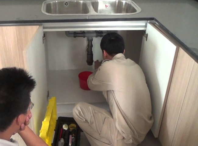 thông nghẹt bồn rửa chén quận 7 Tiến Minh